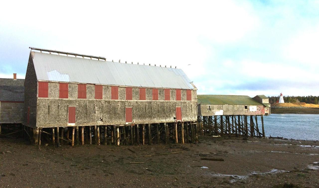 West Quoddy Station Llc Hotel Lubec Exterior photo